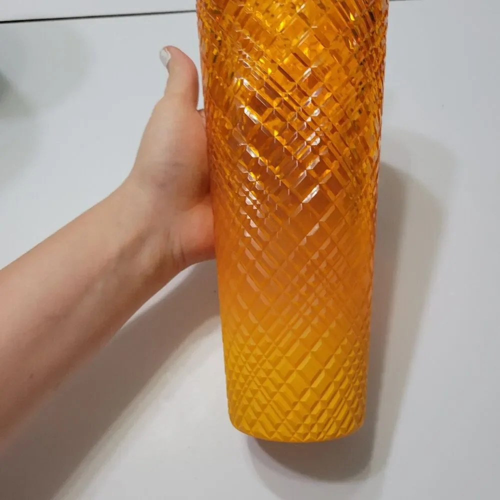 Starbucks Studded Tumbler 2022 Dining‎ Orange Disco Grid Prism Venti 24 oz Cup